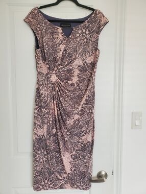 Connected Apparel Charcoal Grey & Pink Print Sleeveless Dress With Keyhole Neck